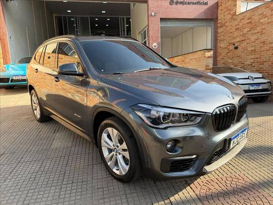 BMW X1 2.0 16V TURBO ACTIVEFLEX SDRIVE20I 4P AUTOMÁTICO BMW X1 2.0 16V TURBO ACTIVEFLEX SDRIVE20I 4P AUTOMÁTICO